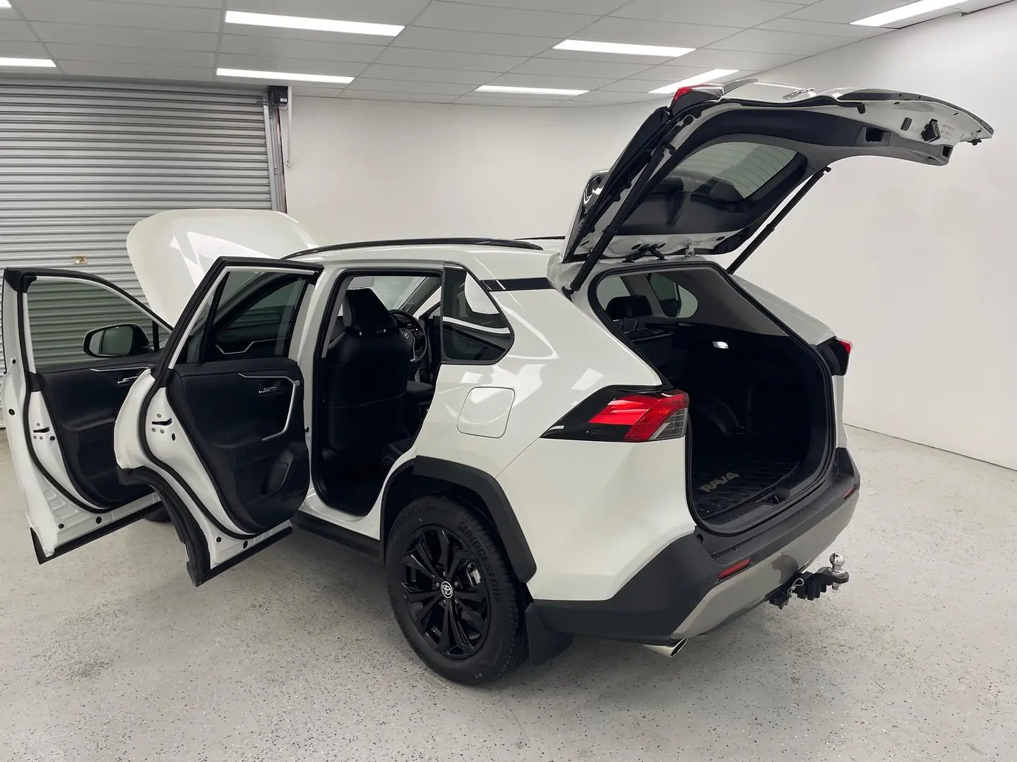 2022 Toyota RAV4 Gallery Image 12