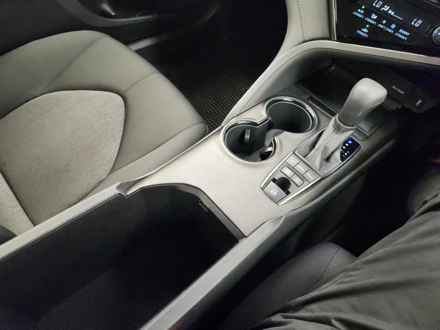 2023 Toyota Camry Gallery Image 29