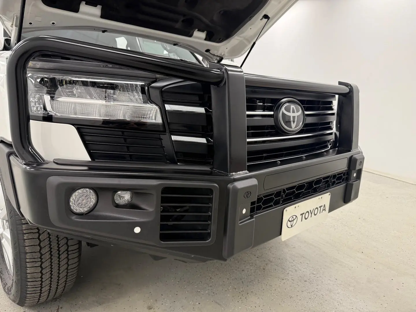 2024 Toyota Landcruiser Gallery Image 25