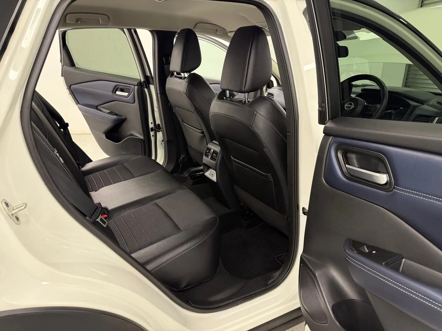 2024 Nissan QASHQAI Gallery Image 16