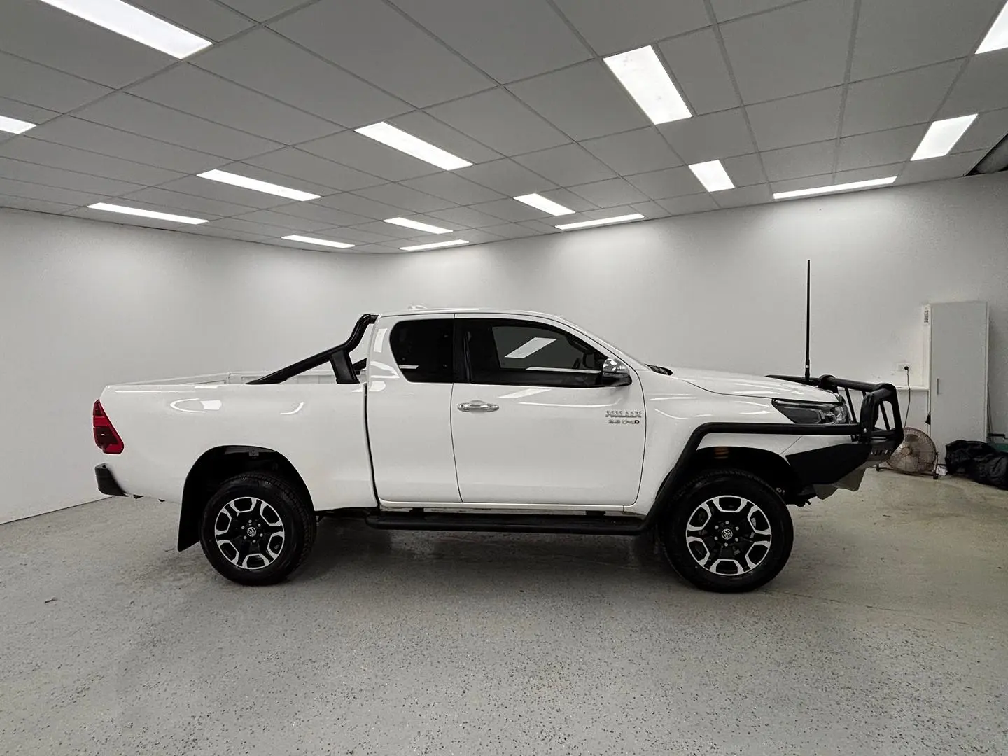 2022 Toyota Hilux Gallery Image 2