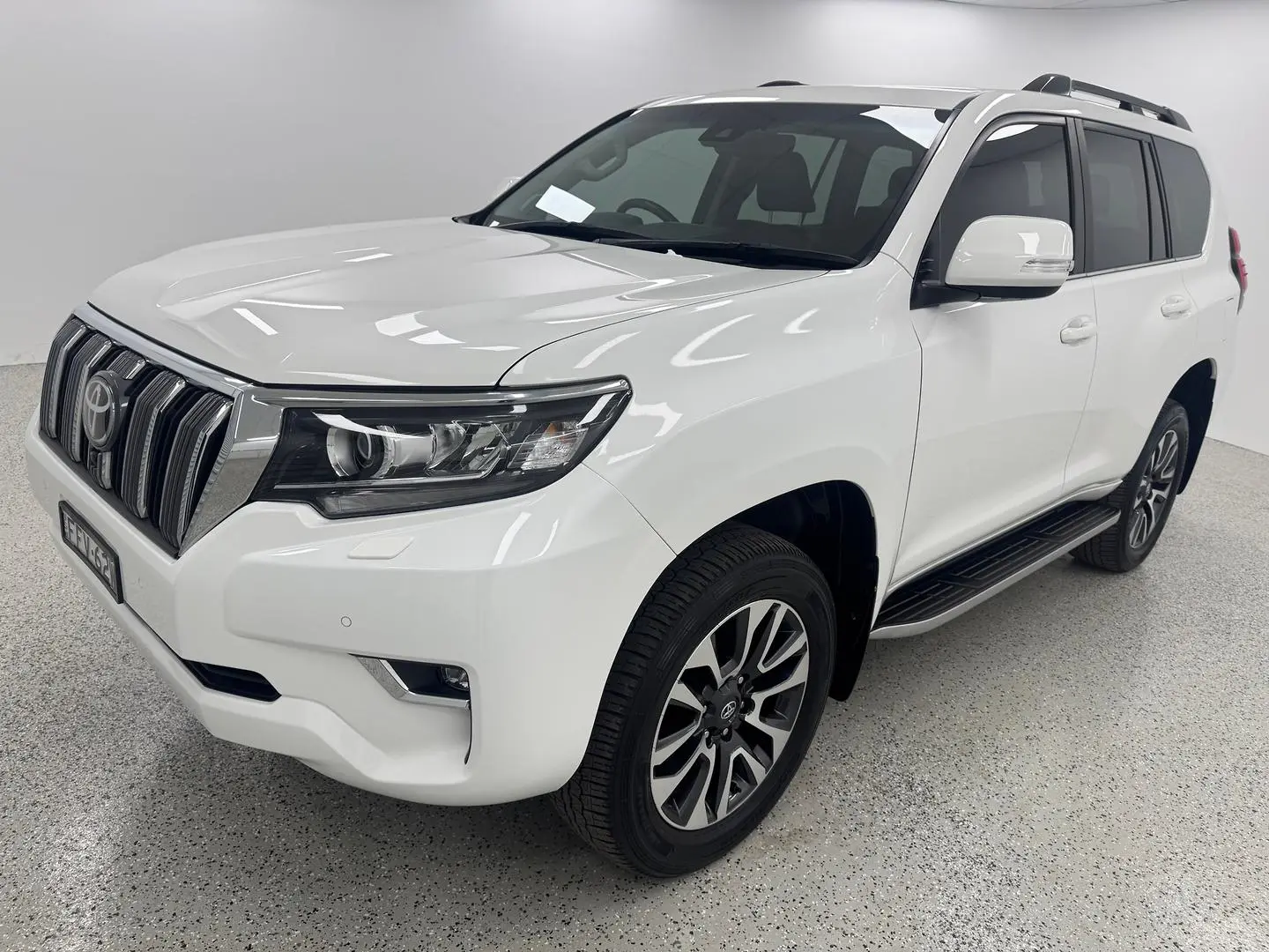 2024 Toyota Landcruiser Prado Gallery Image 6