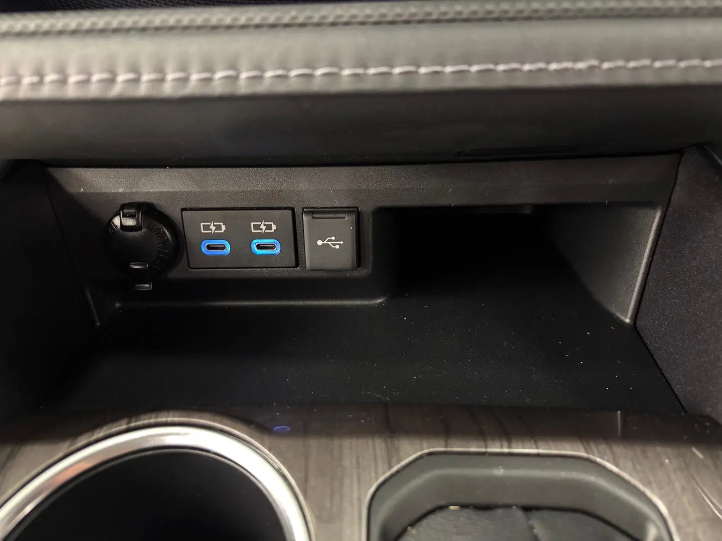 2022 Toyota Kluger Gallery Image 32