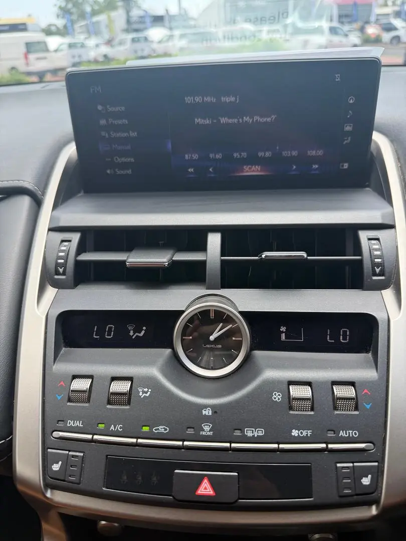 2019 Lexus NX Gallery Image 30