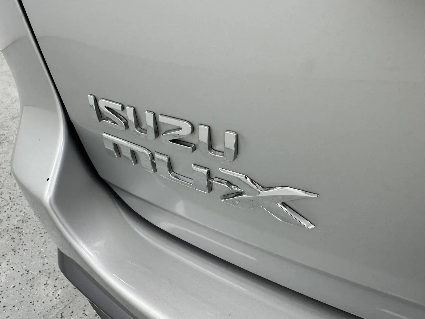 2018 Isuzu MU-X Gallery Image 30