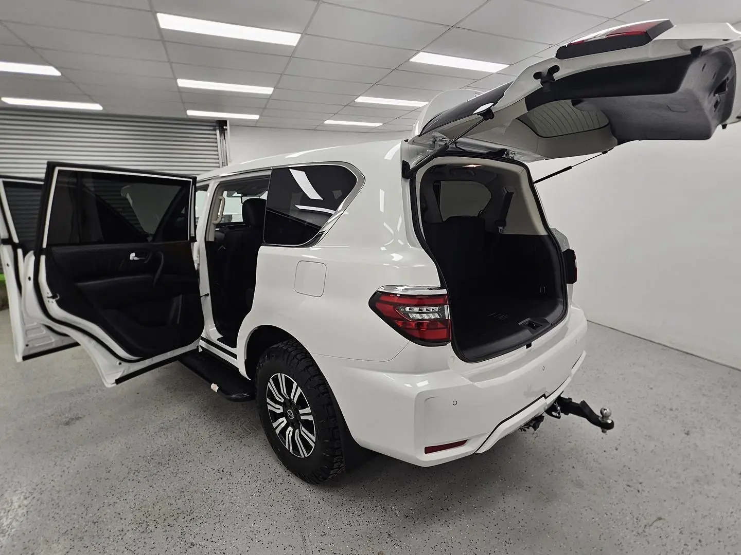 2024 Nissan Patrol Gallery Image 16