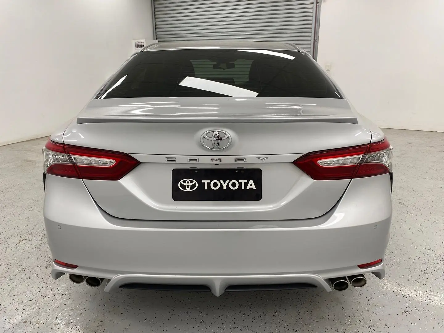 2019 Toyota Camry Gallery Image 4