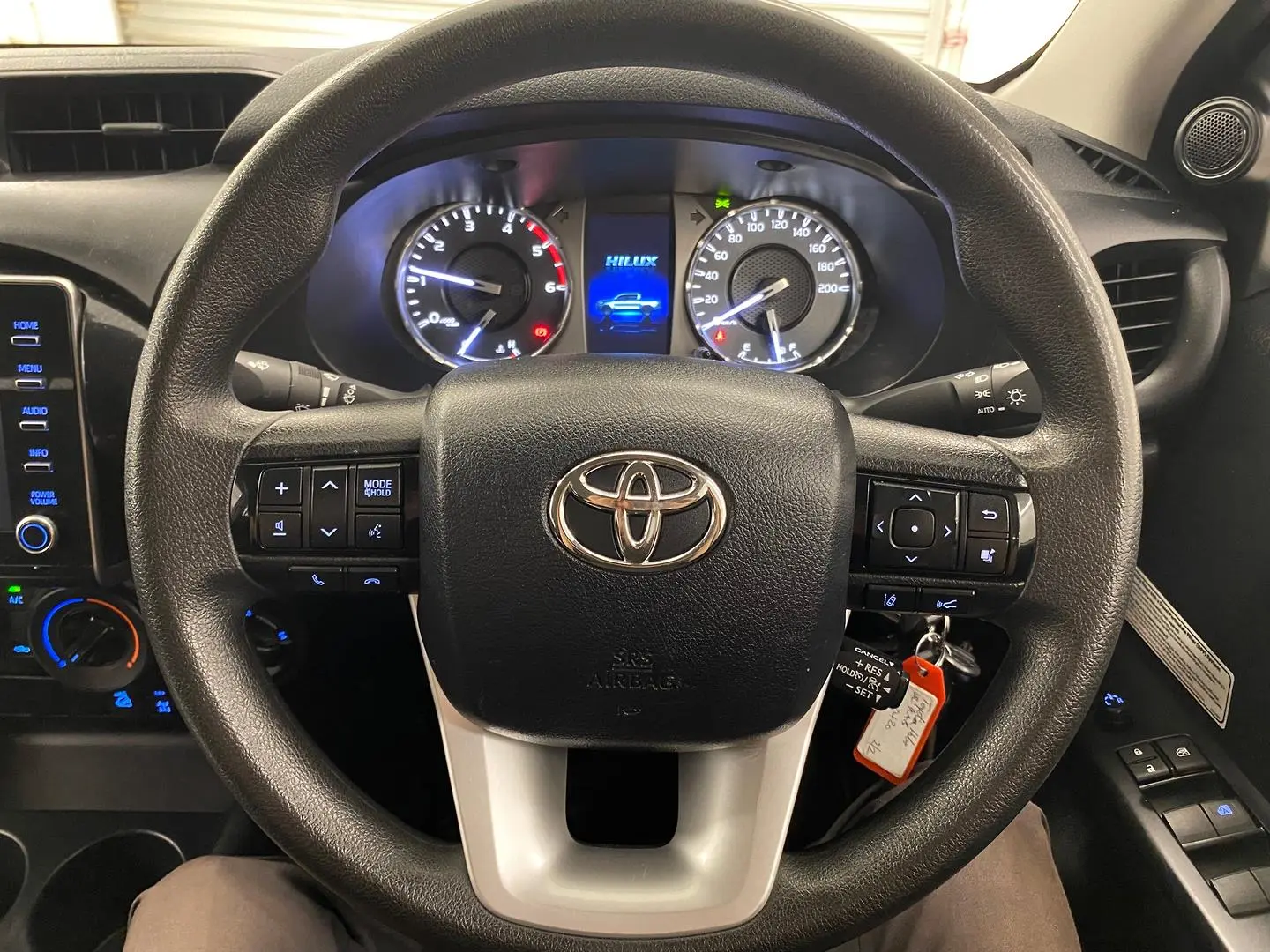 2021 Toyota Hilux Gallery Image 23