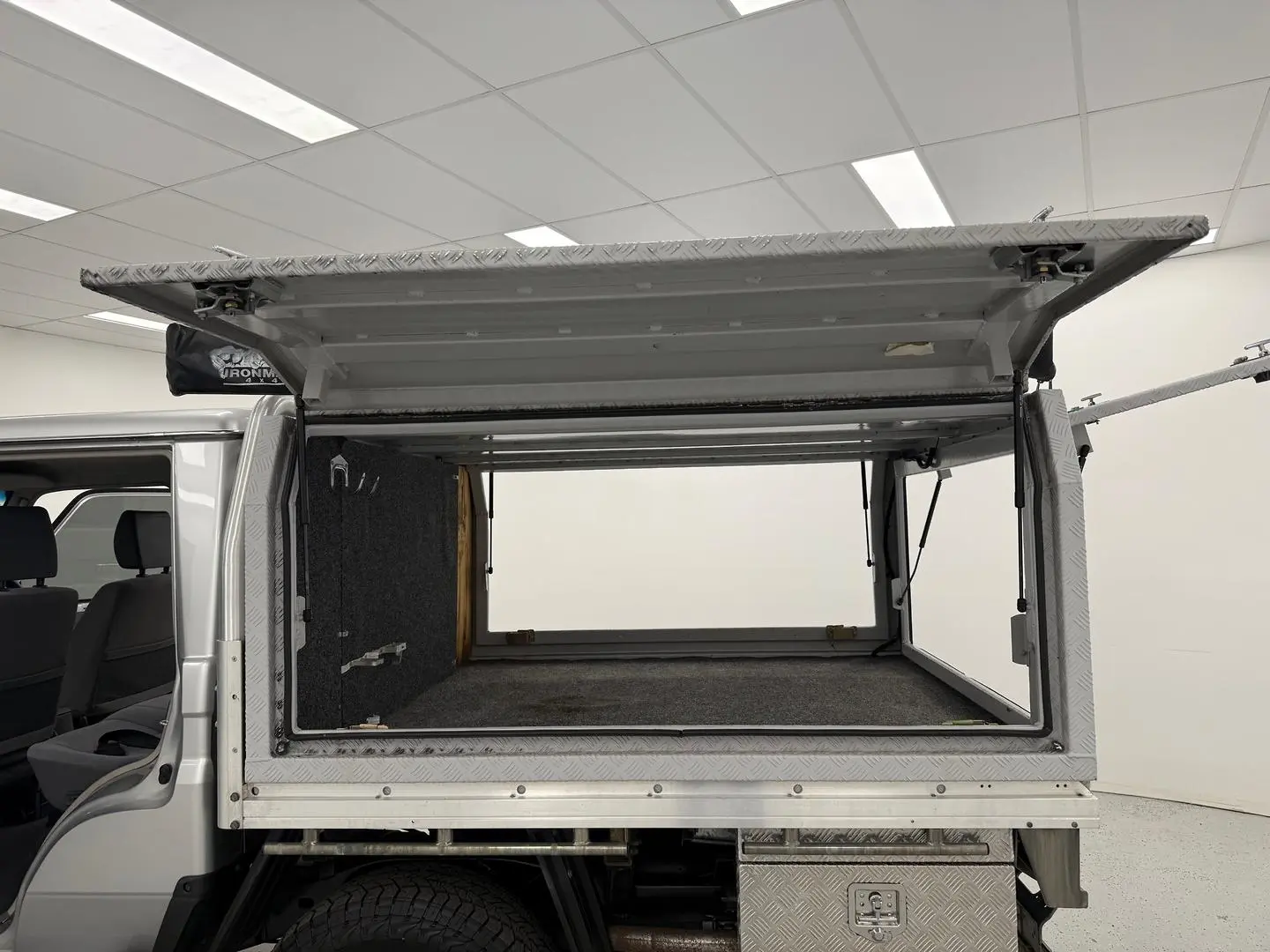 2018 Toyota Landcruiser Gallery Image 12