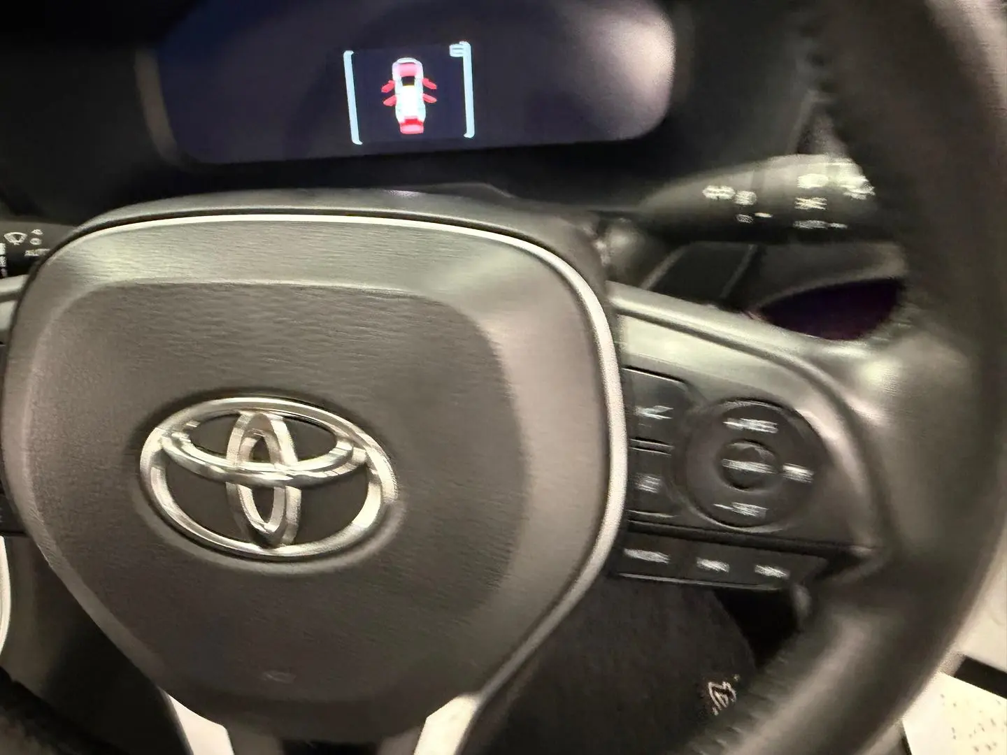 2023 Toyota RAV4 Gallery Image 18