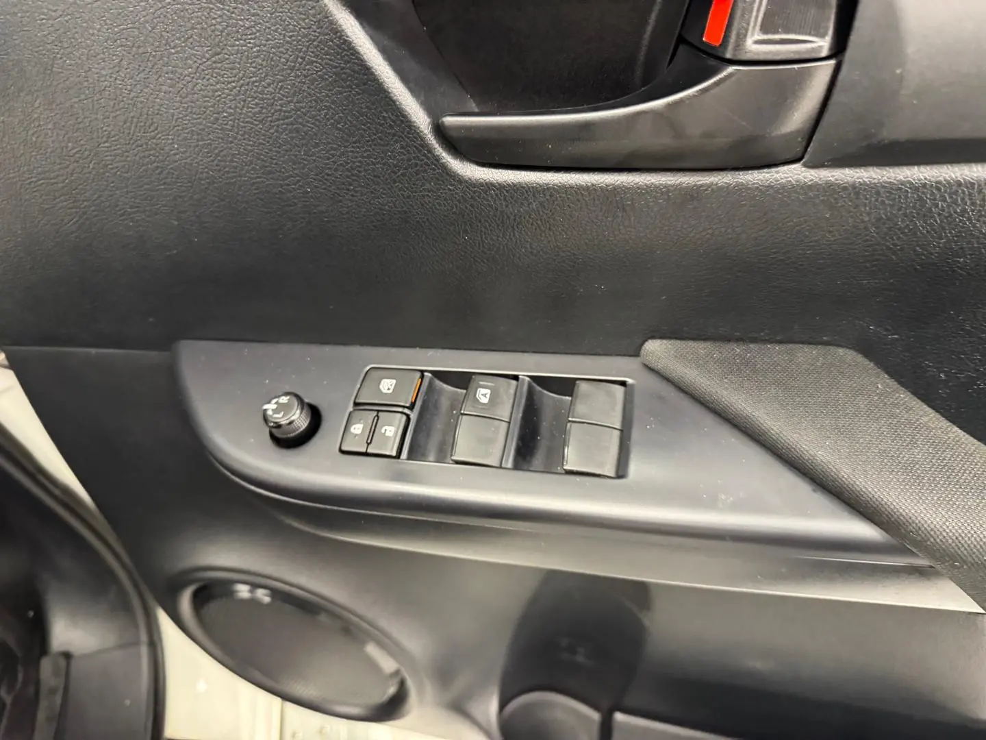 2023 Toyota Hilux Gallery Image 20