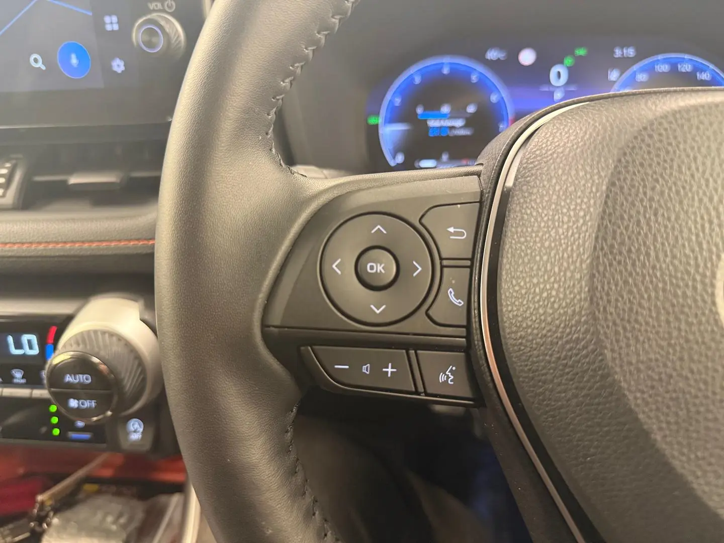 2023 Toyota RAV4 Gallery Image 23