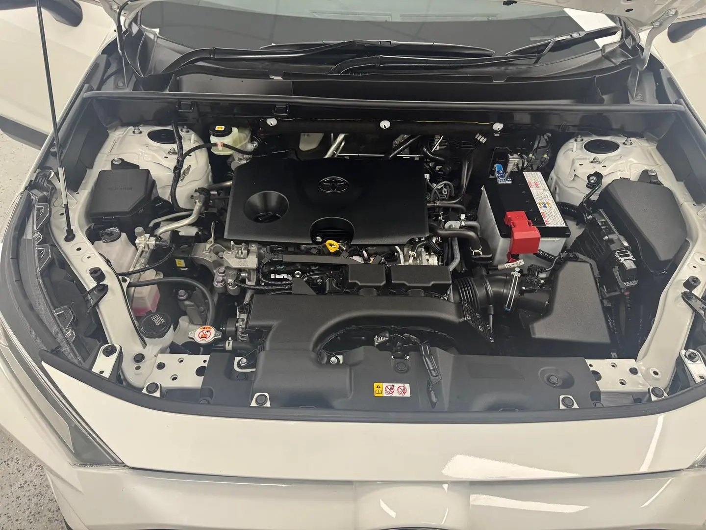 2021 Toyota RAV4 Gallery Image 14
