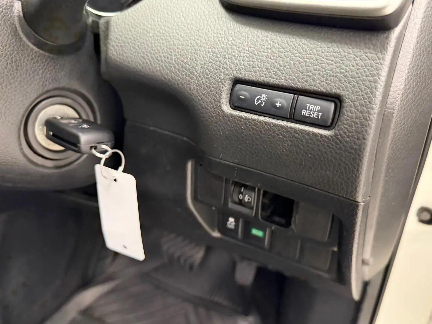 2017 Nissan QASHQAI Gallery Image 20