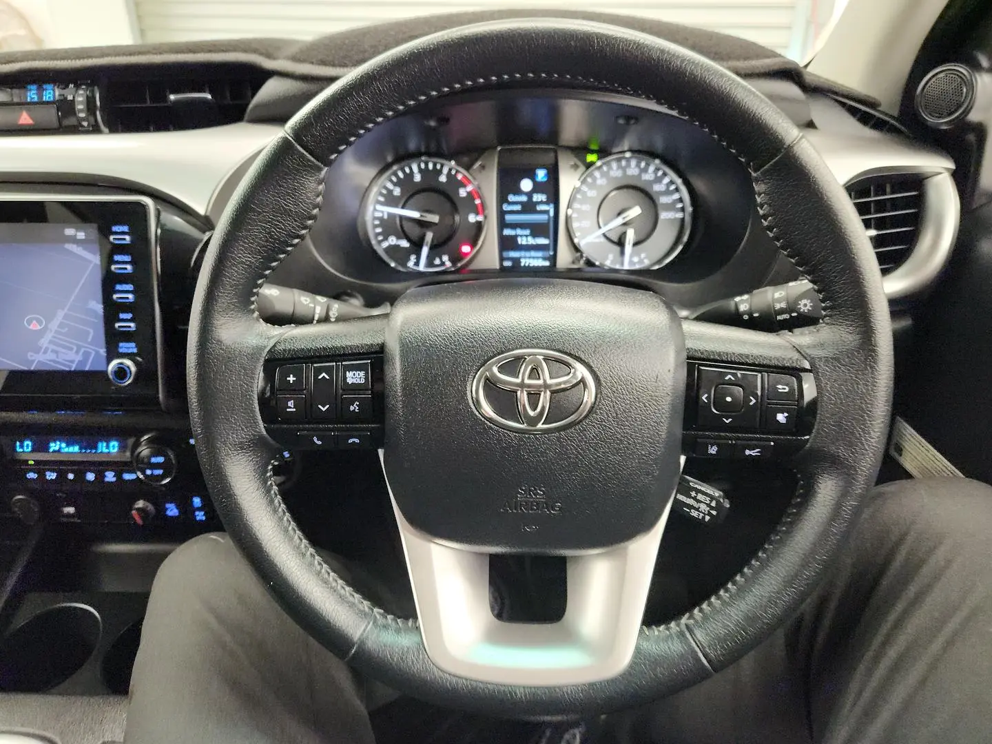 2022 Toyota Hilux Gallery Image 27