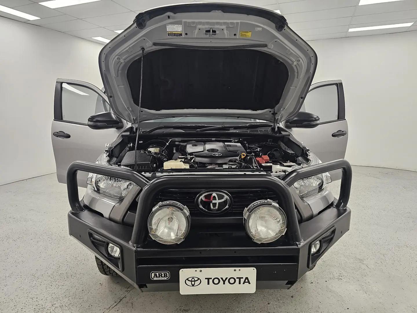 2022 Toyota Hilux Gallery Image 25