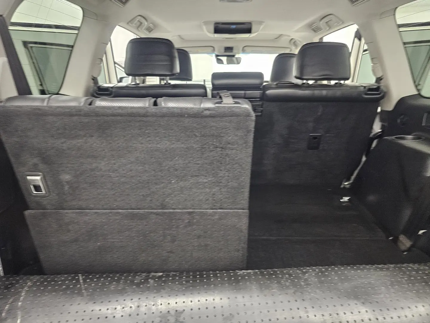 2023 Toyota Landcruiser Prado Gallery Image 20