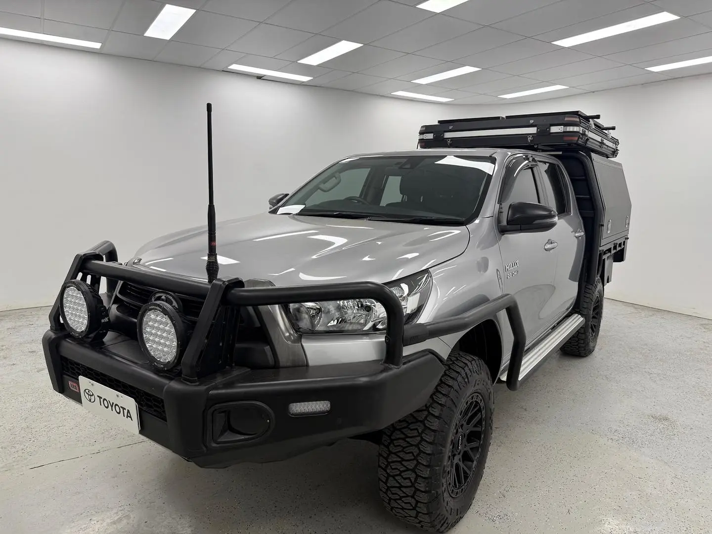 2022 Toyota Hilux Gallery Image 7