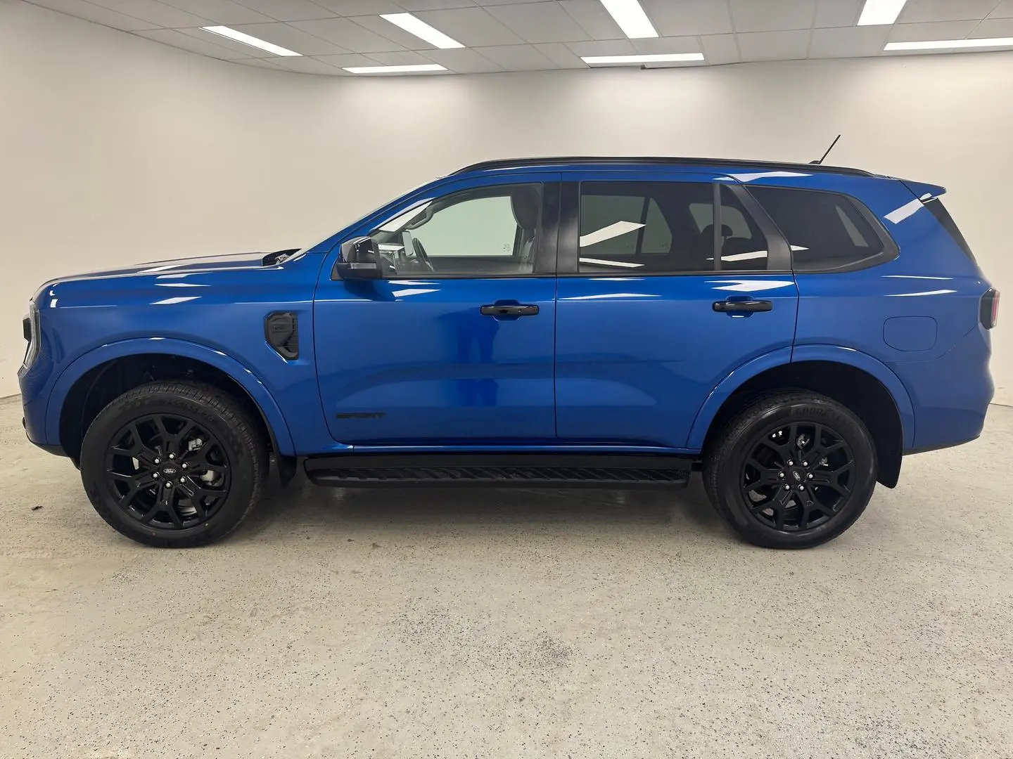 2023 Ford Everest Gallery Image 5
