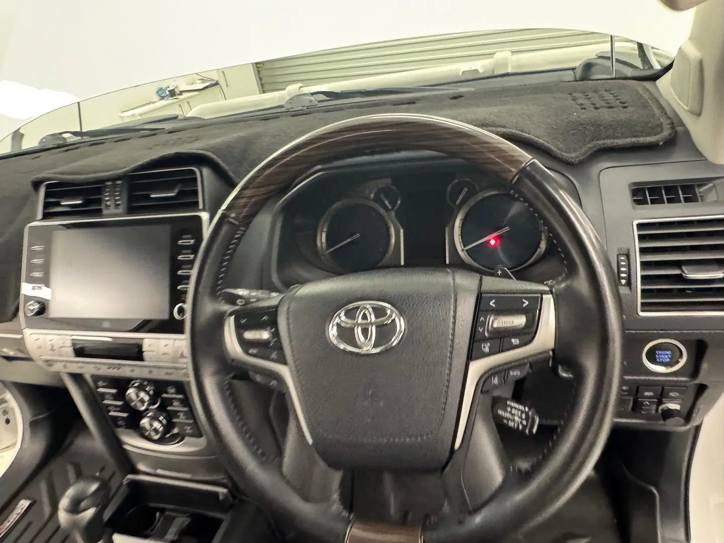 2021 Toyota Landcruiser Prado Gallery Image 17