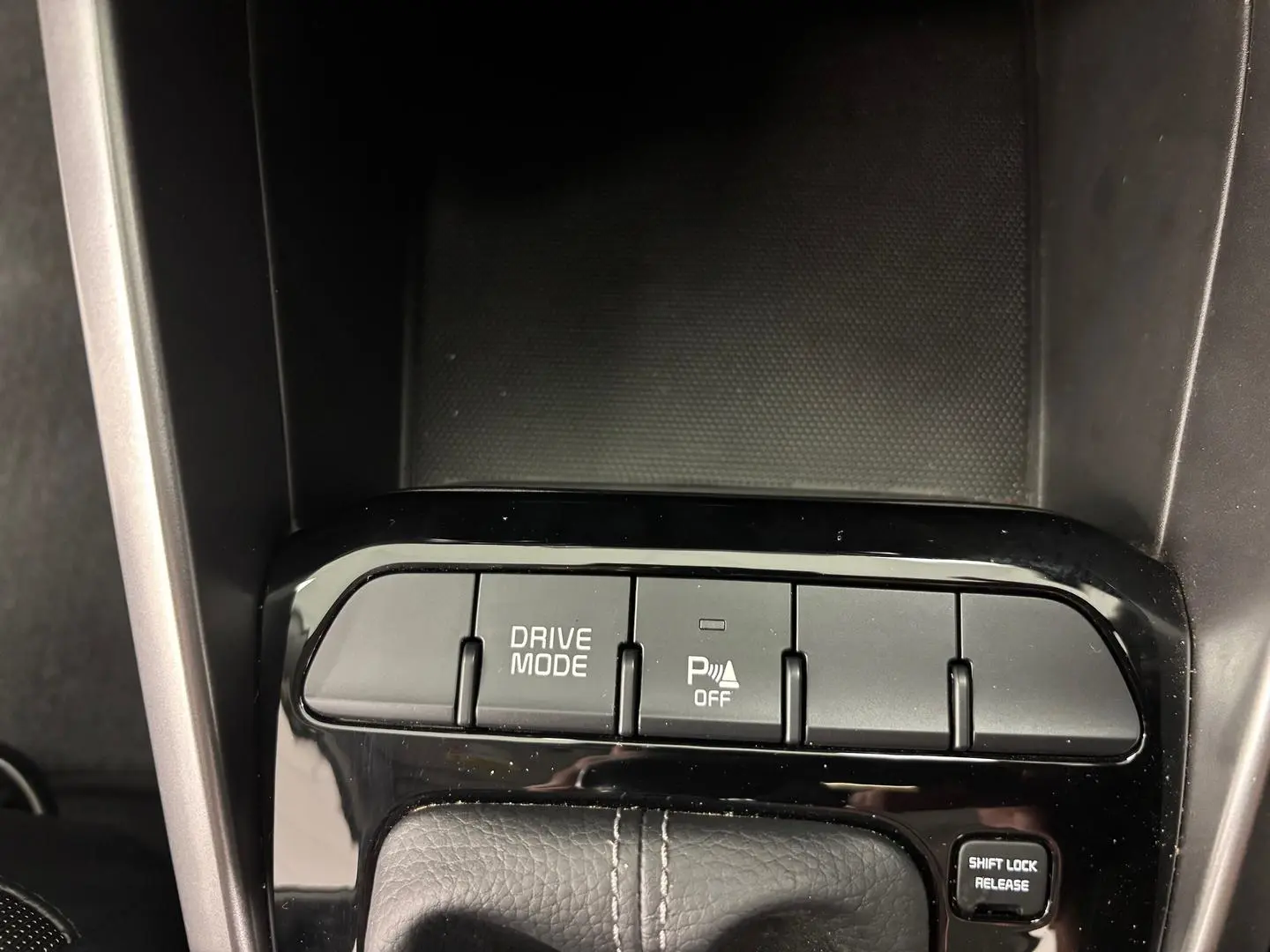 2022 Kia Stonic Gallery Image 32