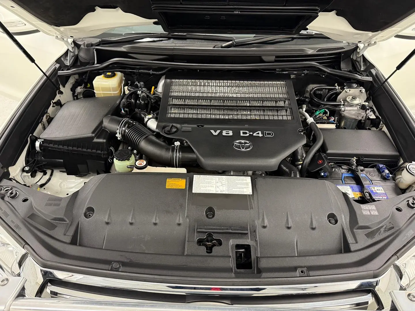 2019 Toyota Landcruiser Gallery Image 24