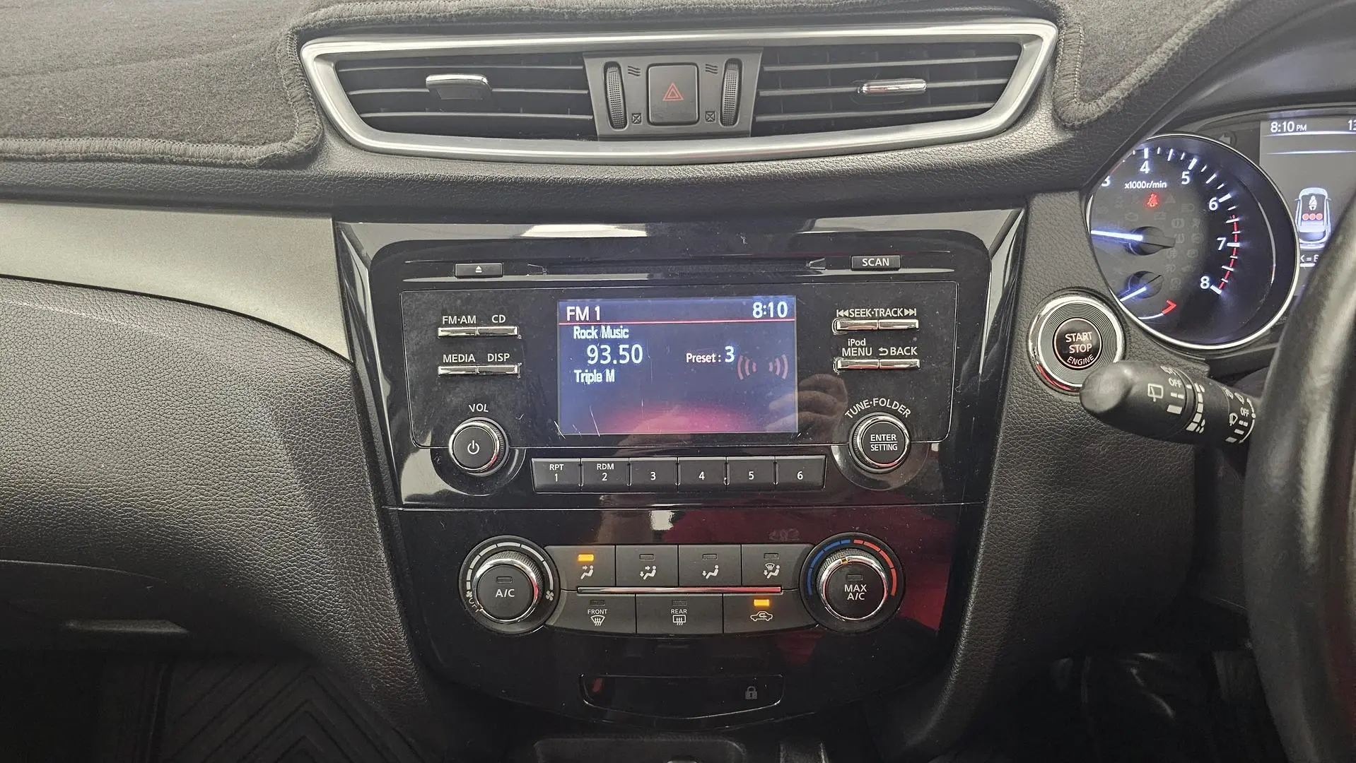 2018 Nissan QASHQAI Gallery Image 30