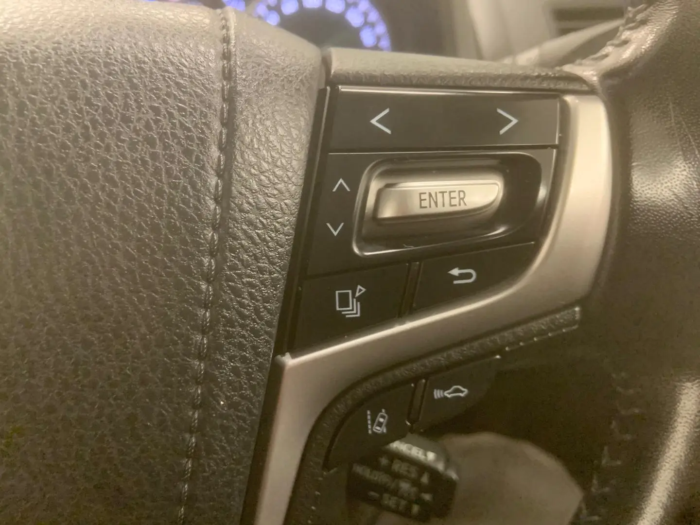 2021 Toyota Landcruiser Prado Gallery Image 27