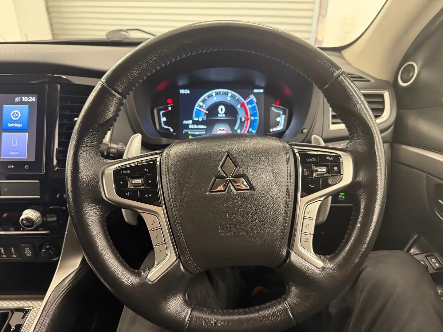 2021 Mitsubishi Pajero Sport Gallery Image 28
