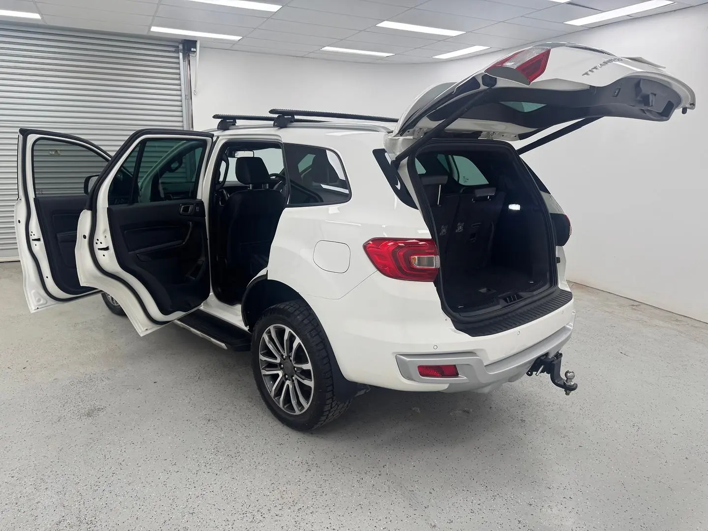 2021 Ford Everest Gallery Image 10