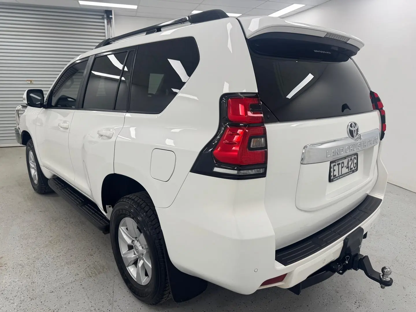 2022 Toyota Landcruiser Prado Gallery Image 4