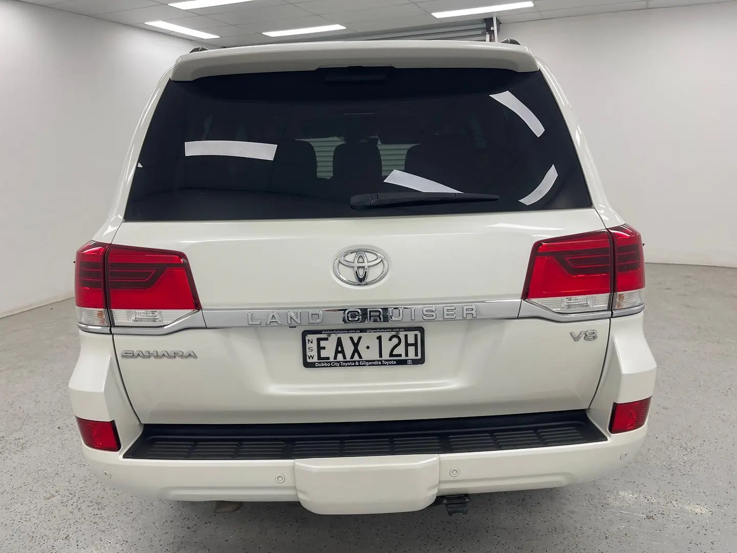 2019 Toyota Landcruiser Gallery Image 4