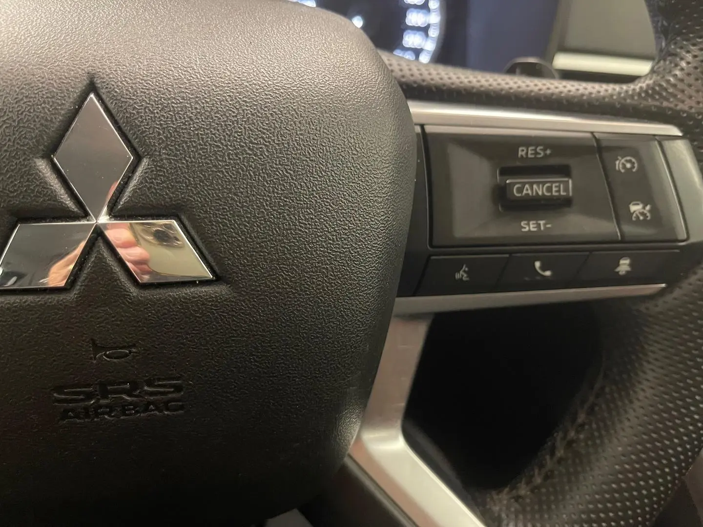 2022 Mitsubishi Outlander Gallery Image 29