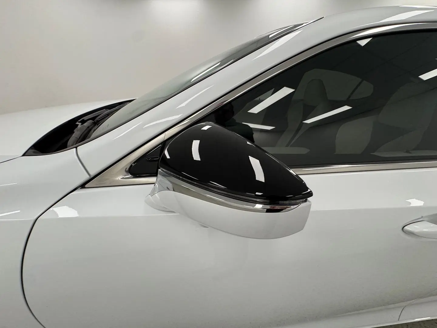 2022 Lexus ES Gallery Image 36