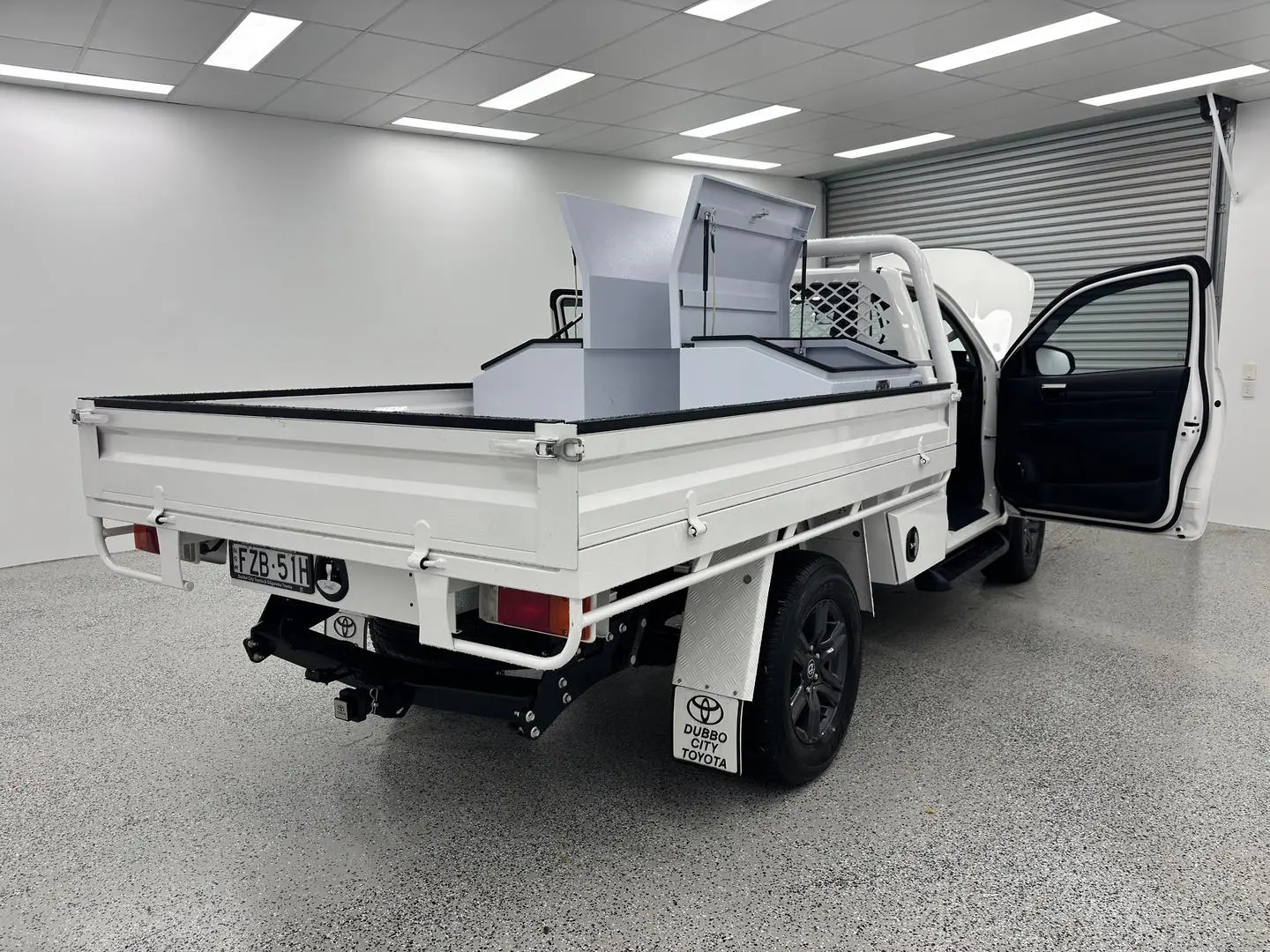 2023 Toyota Hilux Gallery Image 10