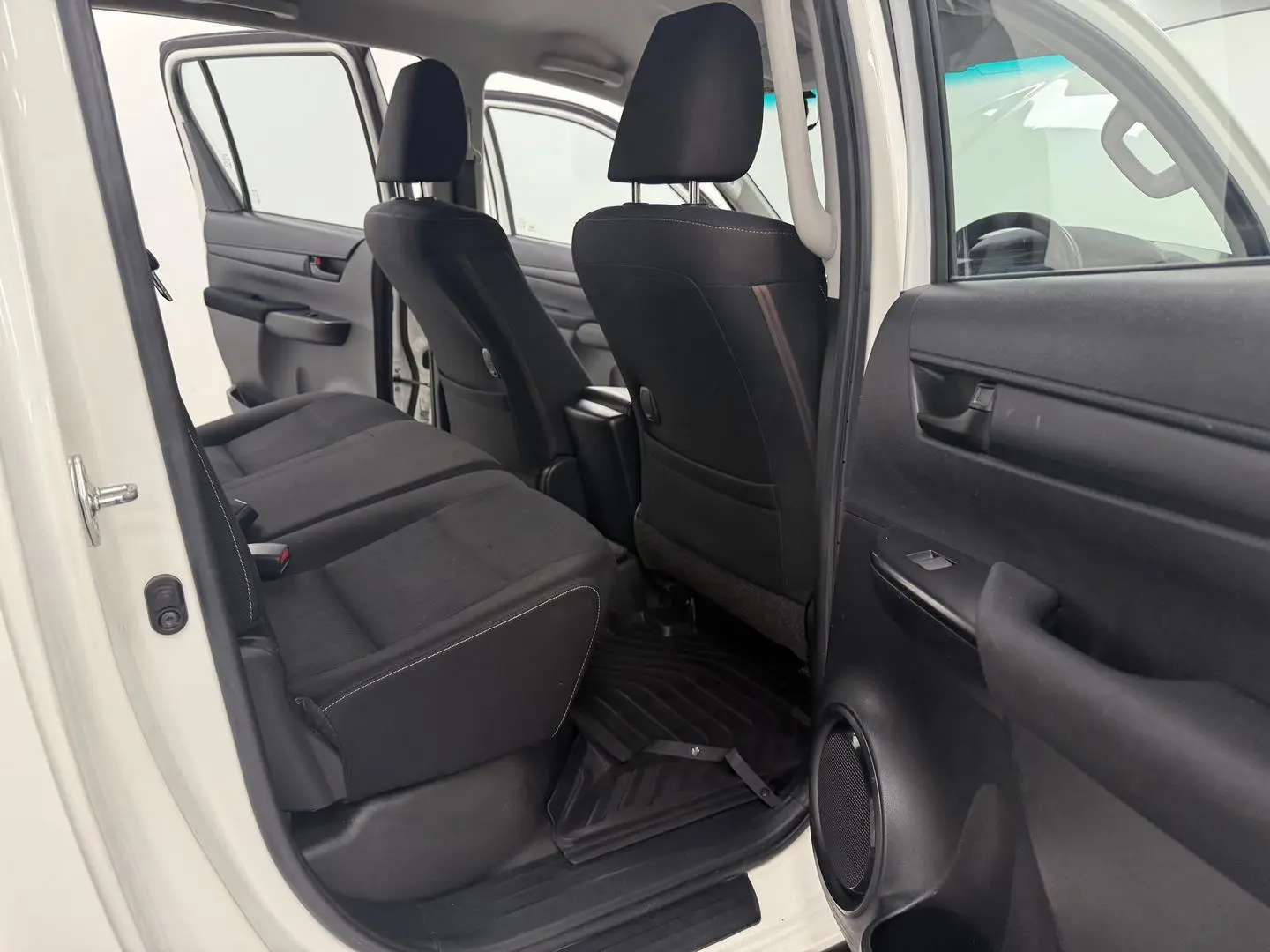 2021 Toyota Hilux Gallery Image 20