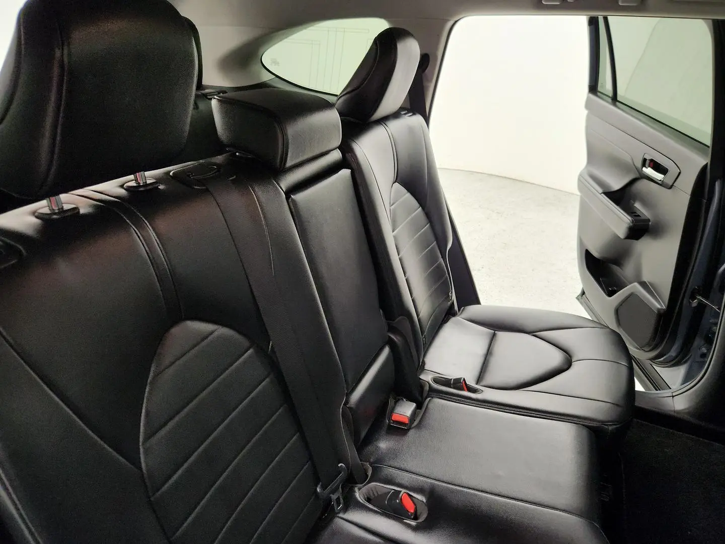 2023 Toyota Kluger Gallery Image 25