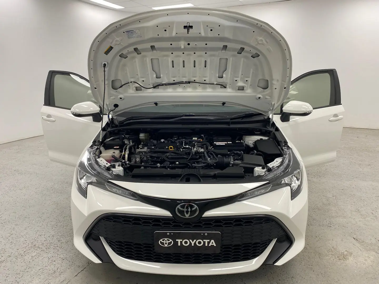 2019 Toyota Corolla Gallery Image 16