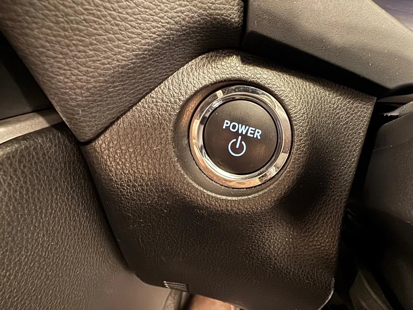 2023 Toyota RAV4 Gallery Image 19