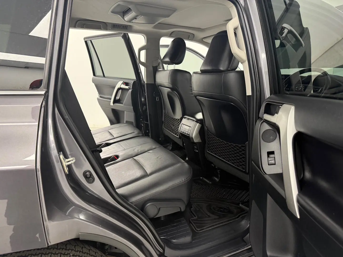2021 Toyota Landcruiser Prado Gallery Image 15