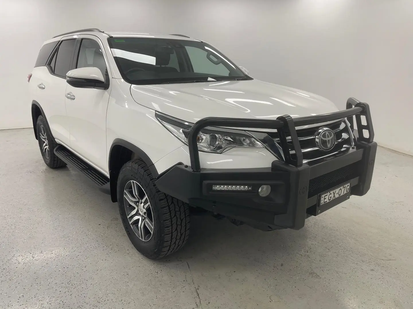 2019 Toyota Fortuner Gallery Image 1