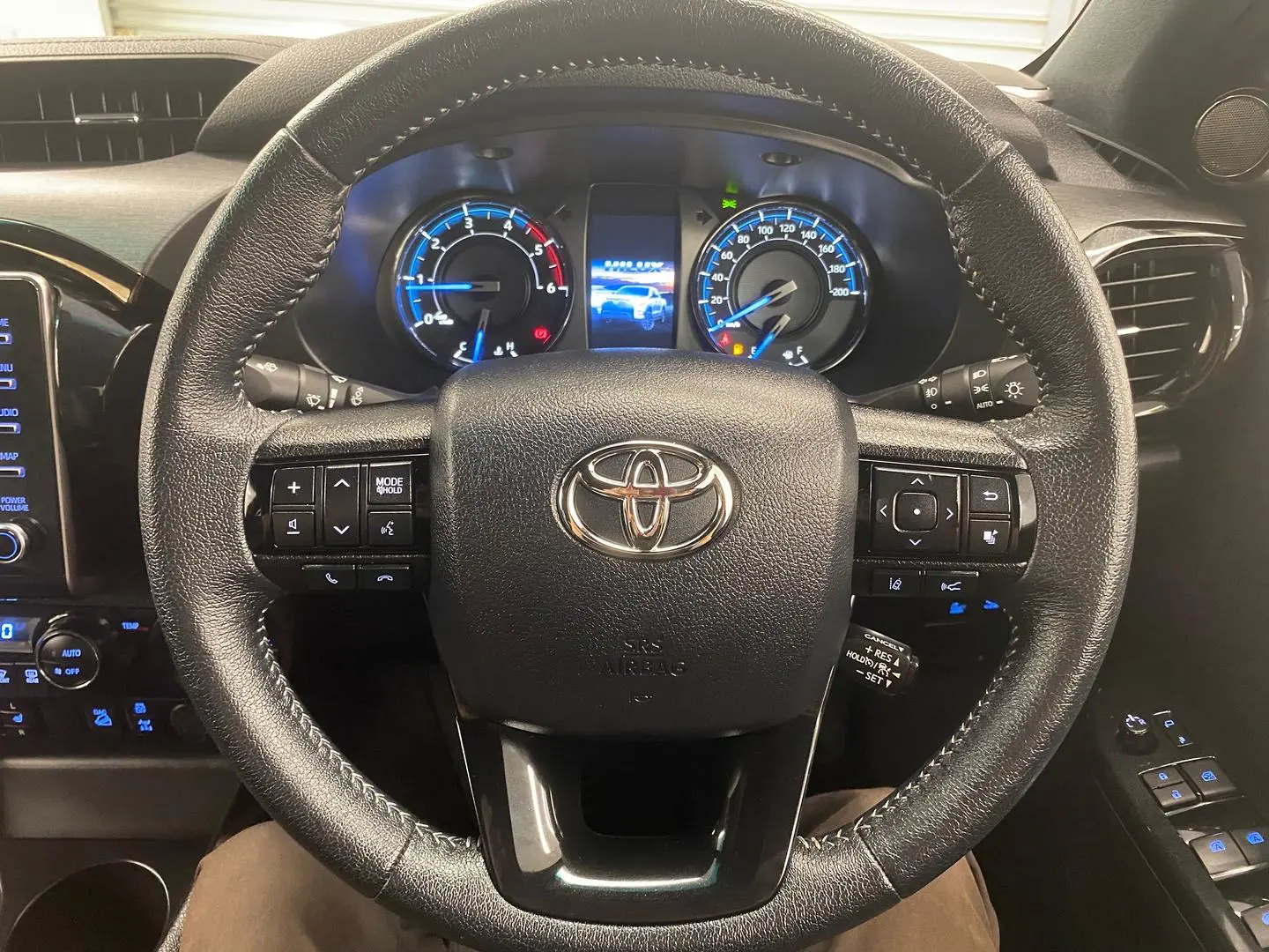 2022 Toyota Hilux Gallery Image 23