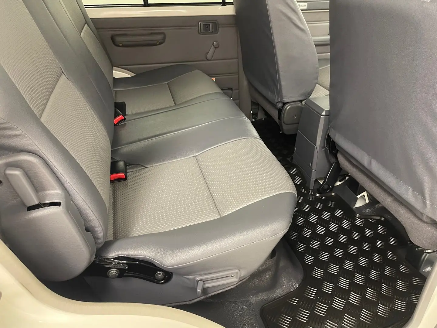 2023 Toyota Landcruiser Gallery Image 19