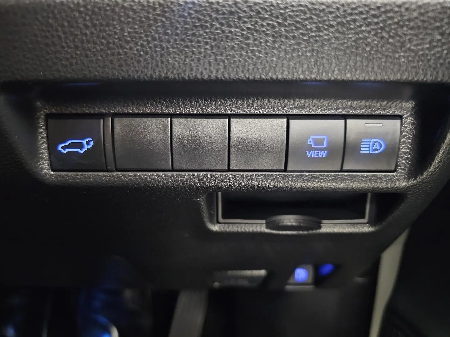 2021 Toyota RAV4 Gallery Image 41