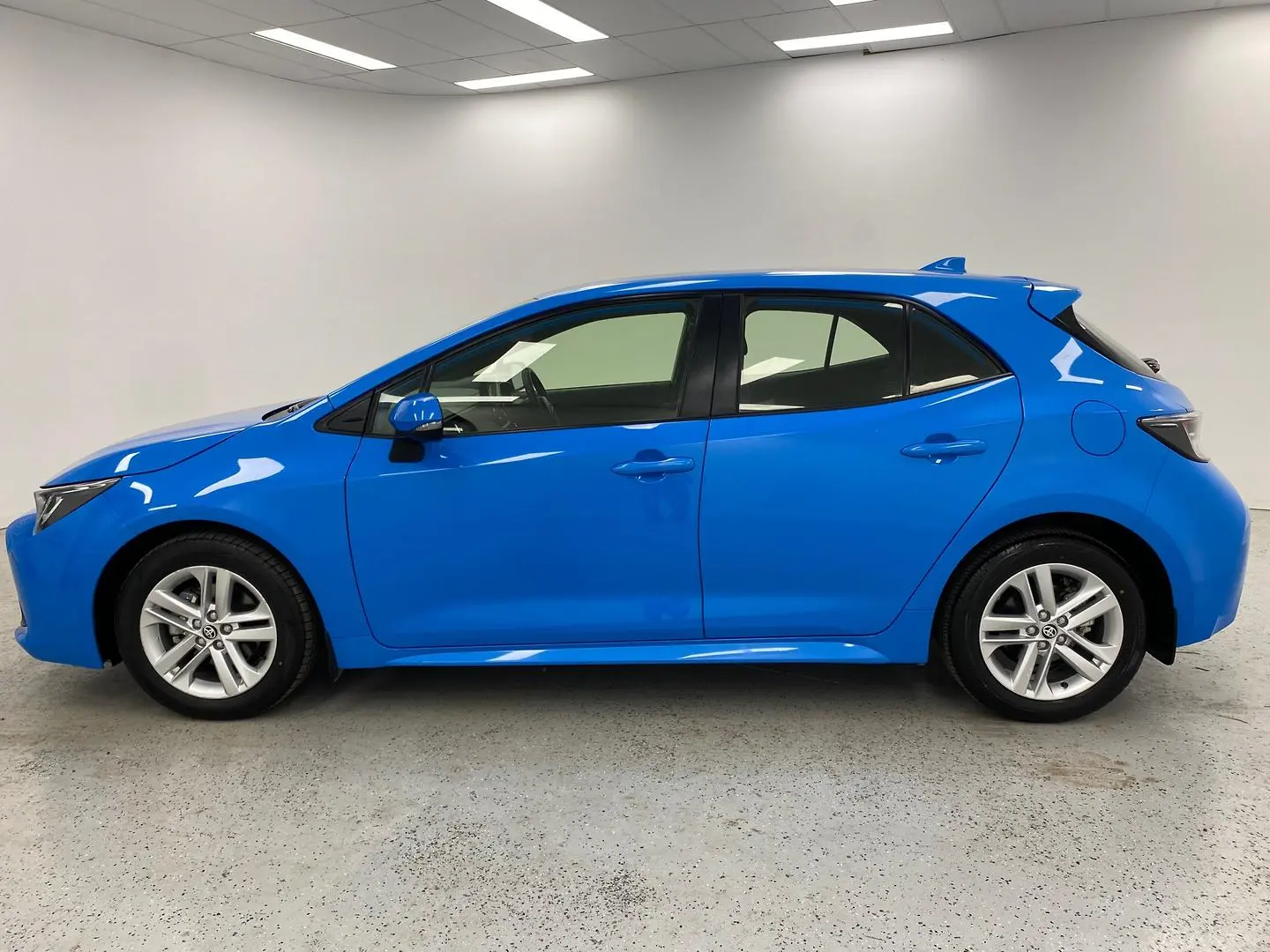 2021 Toyota Corolla Gallery Image 6