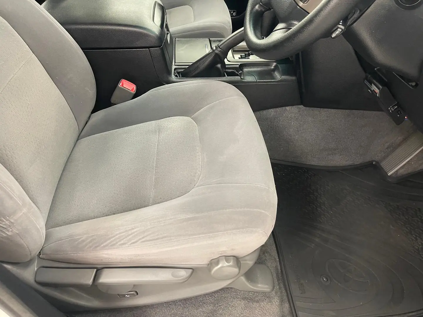 2010 Toyota Landcruiser Gallery Image 21