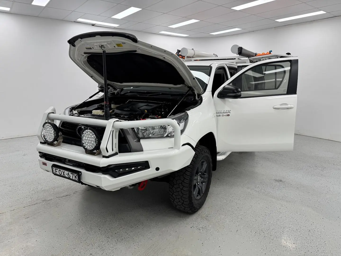 2023 Toyota Hilux Gallery Image 10