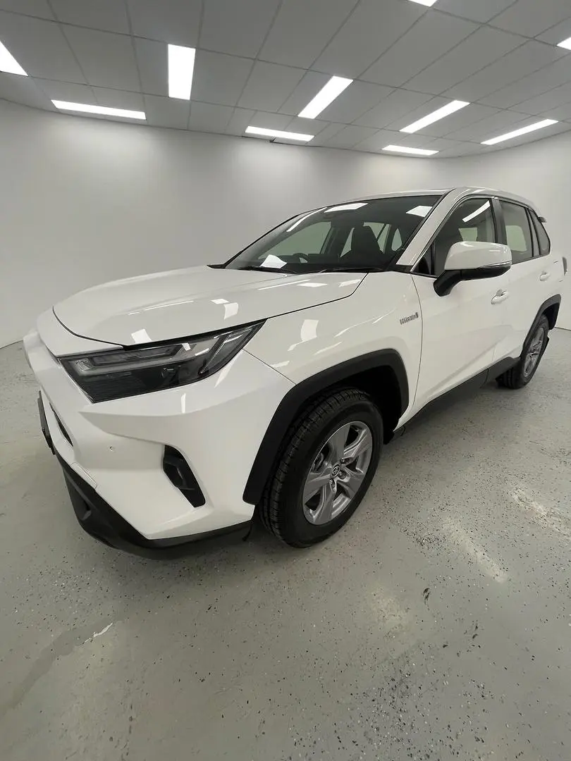 2022 Toyota RAV4 Image 11