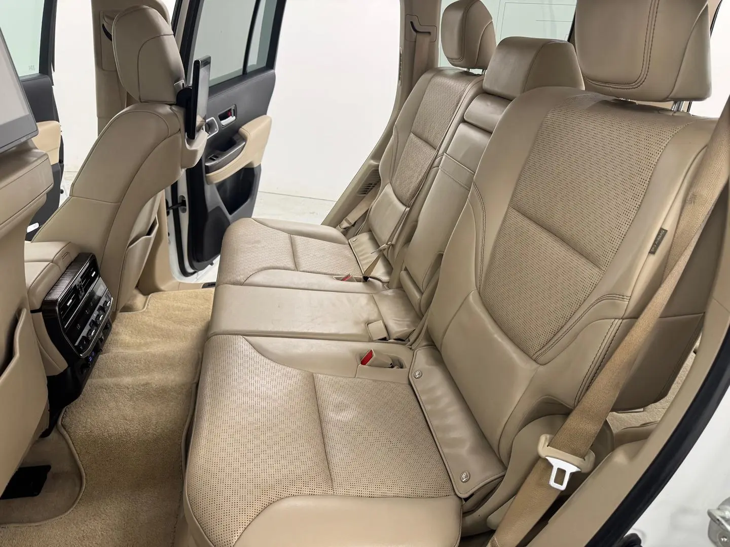 2022 Toyota Landcruiser Gallery Image 31