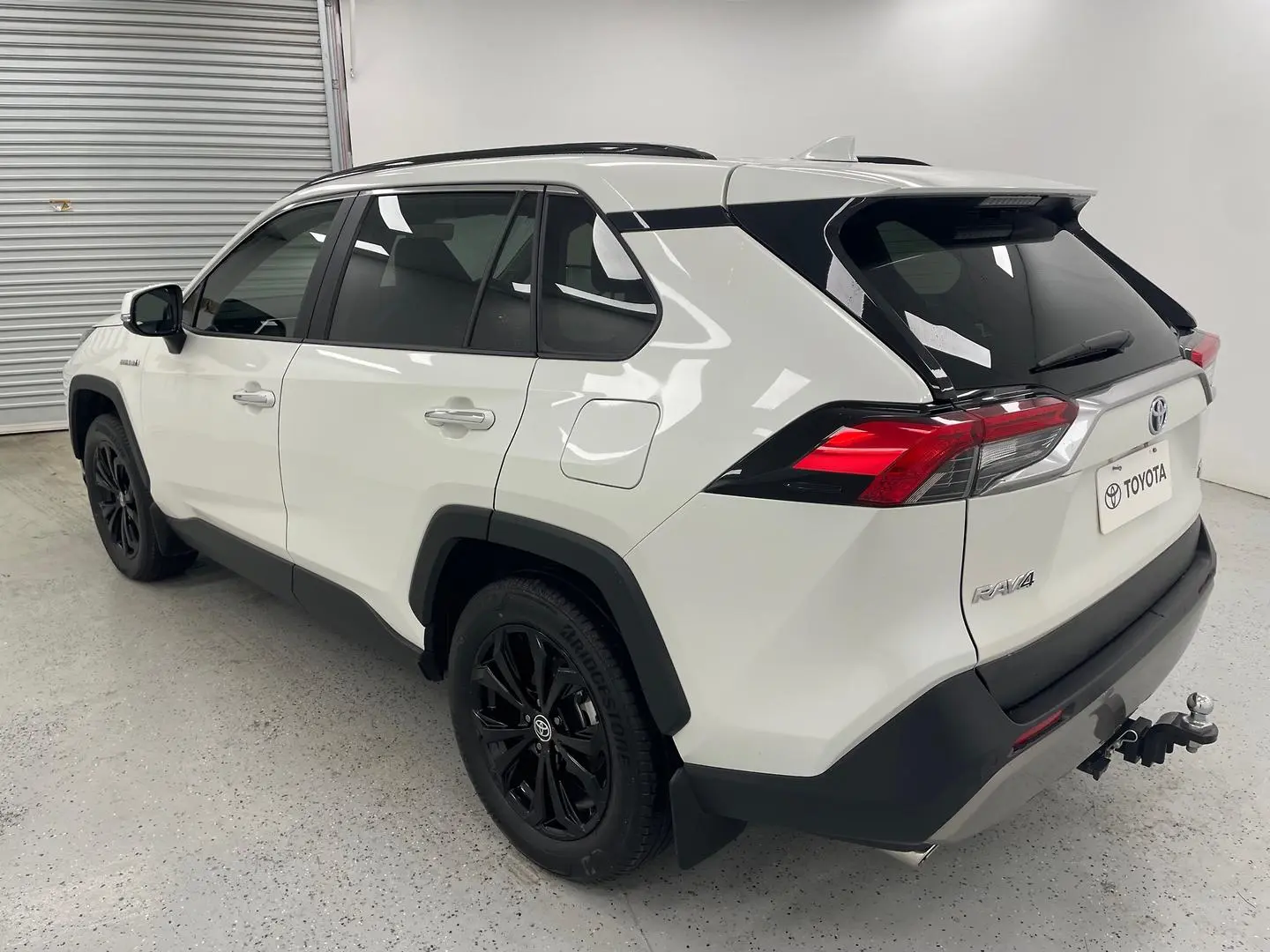 2022 Toyota RAV4 Gallery Image 5